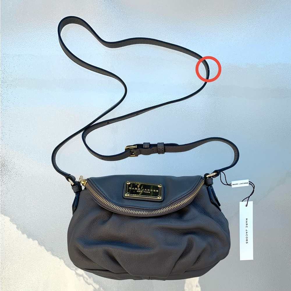 MARC JACOBS Gray Leather Crossbody Bag - Picture 10 of 11